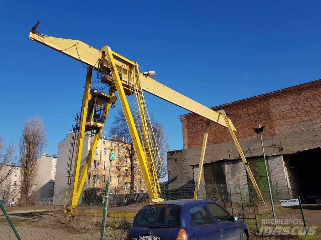Zremb SB-8.2P Other Cranes
