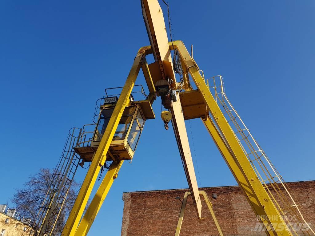 Zremb SB-8.2P Other Cranes