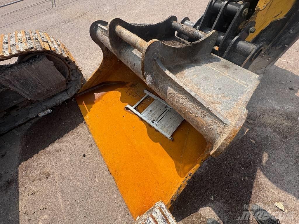 Volvo ECR 235 EL Crawler excavators