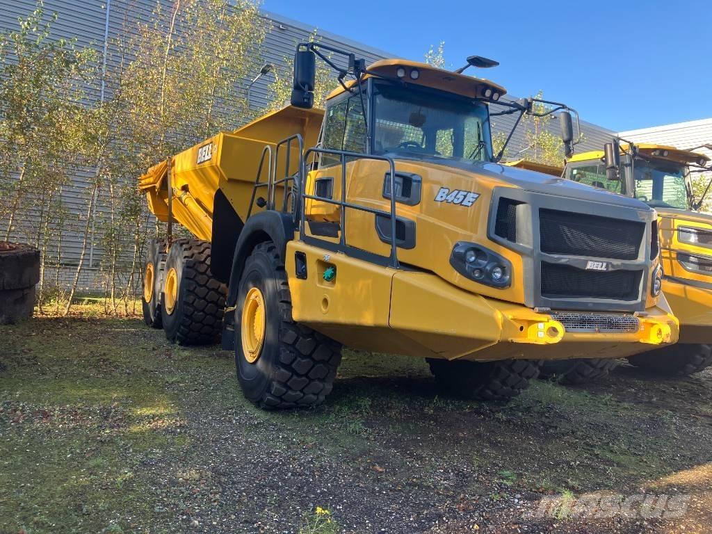 Bell B45E 6x6 Articulated Haulers