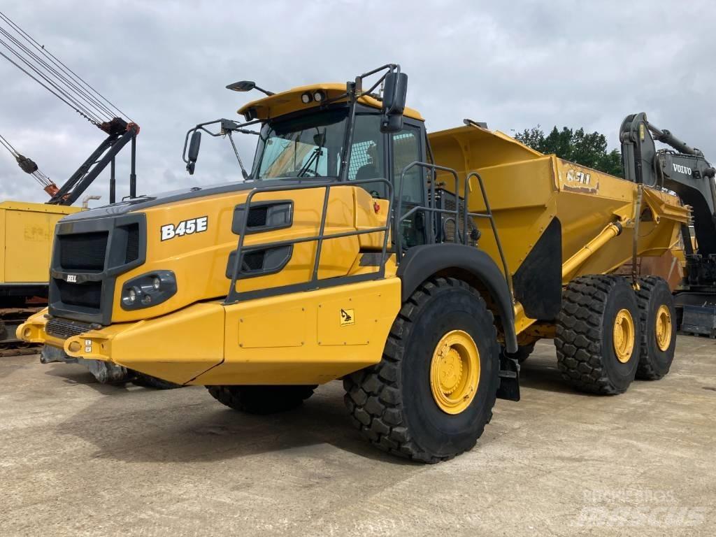 Bell B45E 6x6 Articulated Haulers