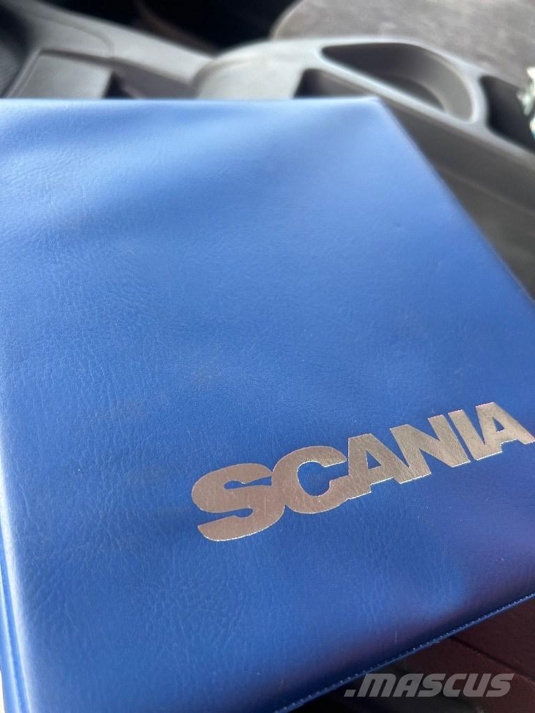 Scania 124 G 420 Truck mounted cranes