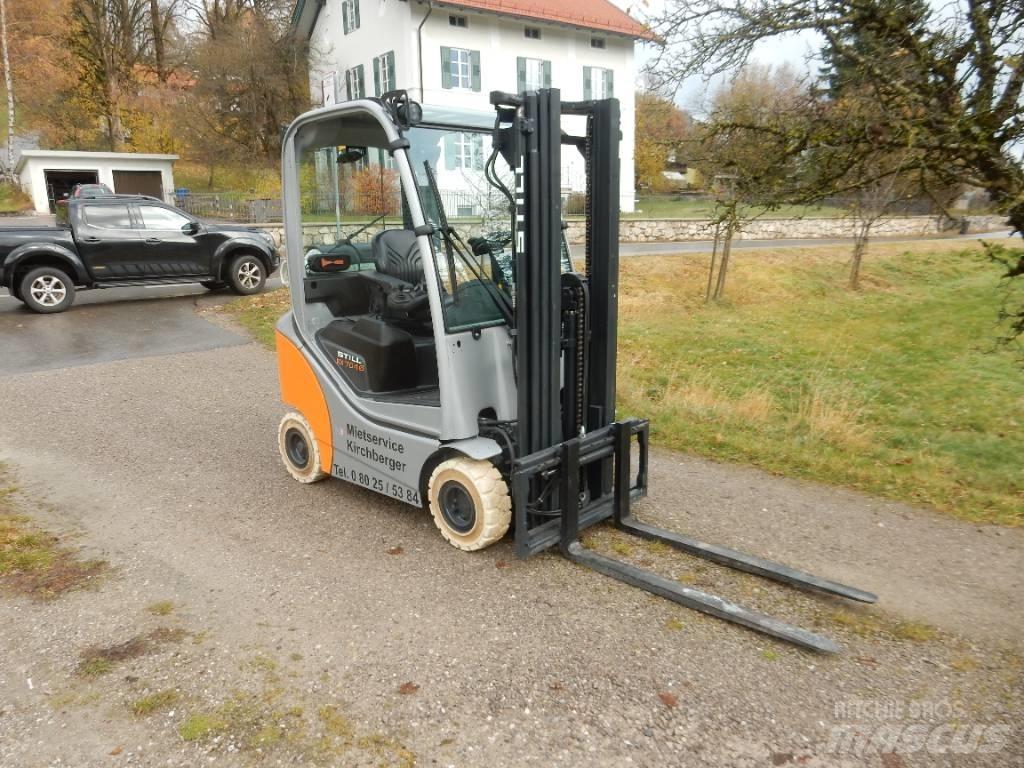 Still RX 70-16 Diesel trucks
