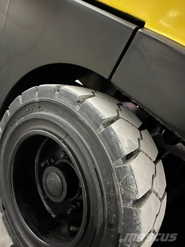 Hyster H5.5FT Diesel trucks