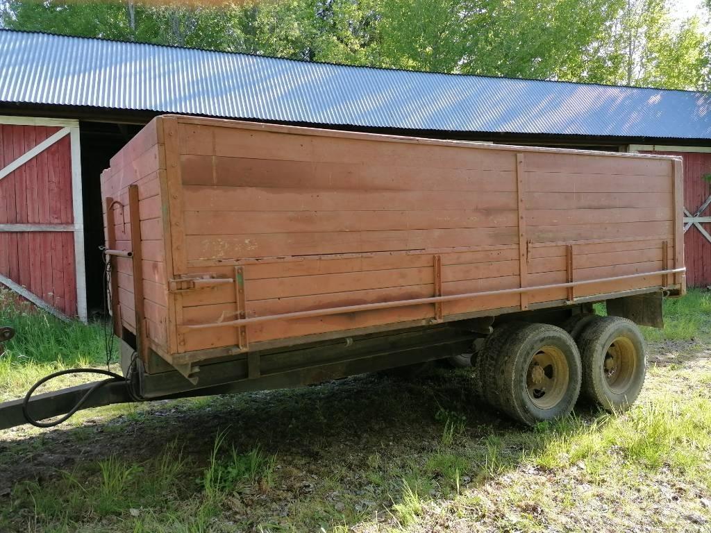 Perävaunu n. 10m3 Grain / Silage Trailers