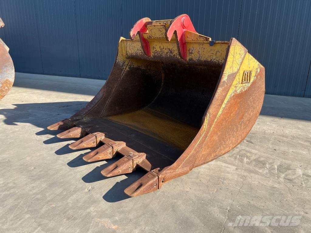 OilQuick OQ65 Buckets