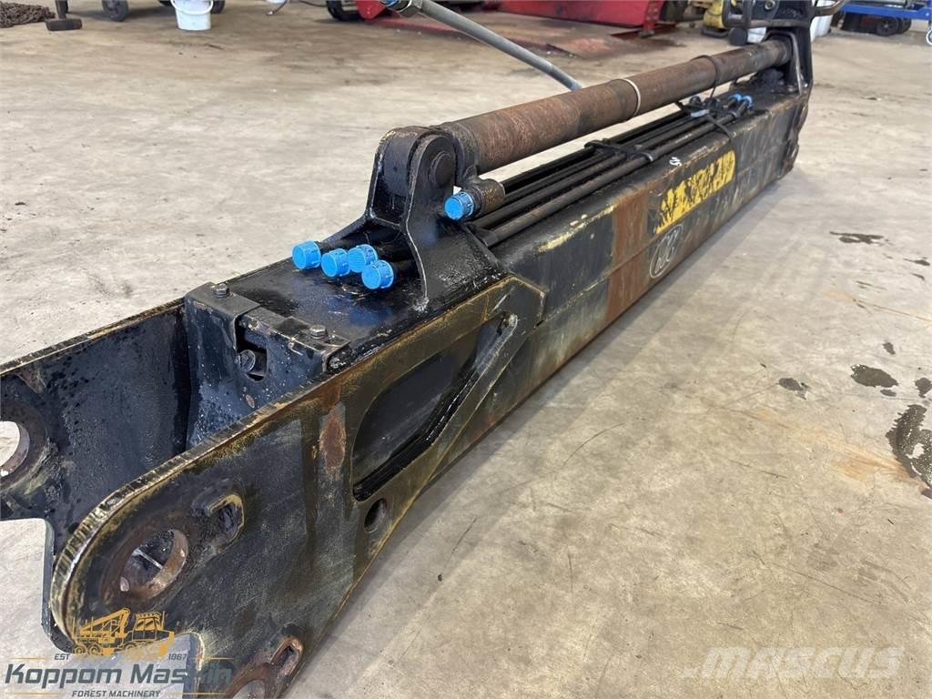 Fiskars 50L Loader cranes