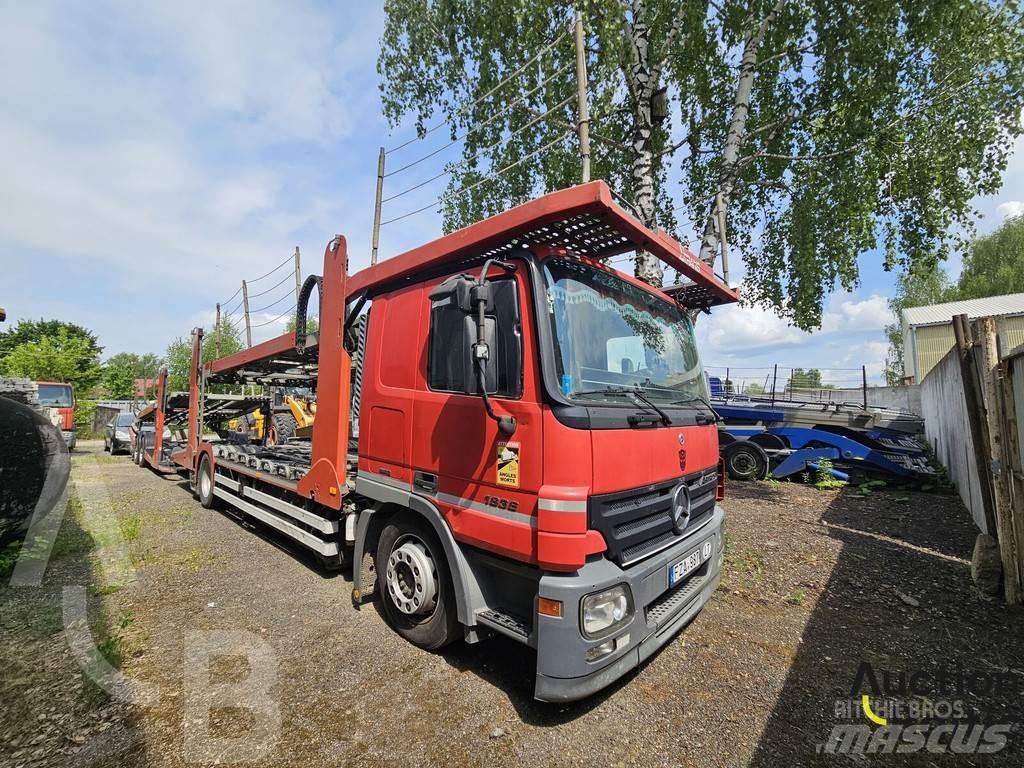 Mercedes-Benz 1836 Transport vehicles