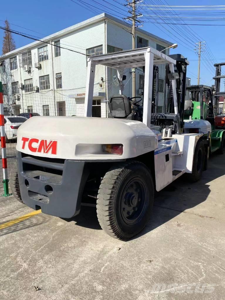 TCM FD 100 Diesel trucks