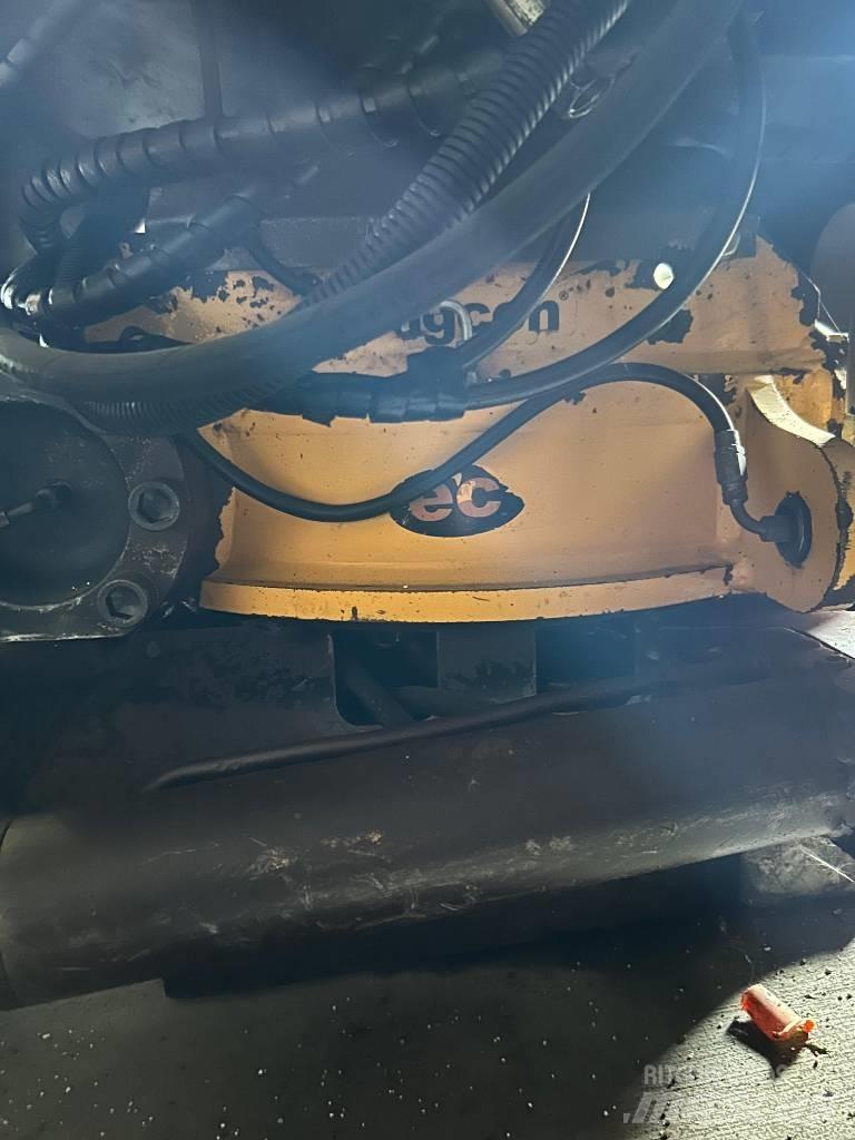 Engcon EC 214 Rotators