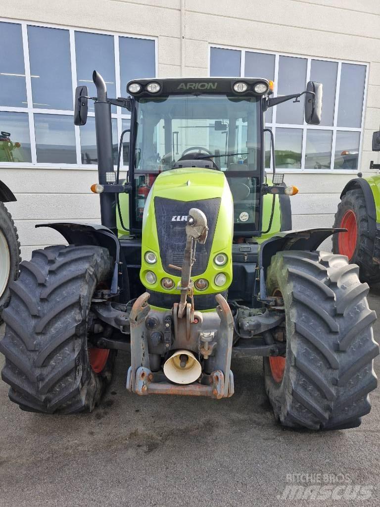 CLAAS Arion 640 Tractors