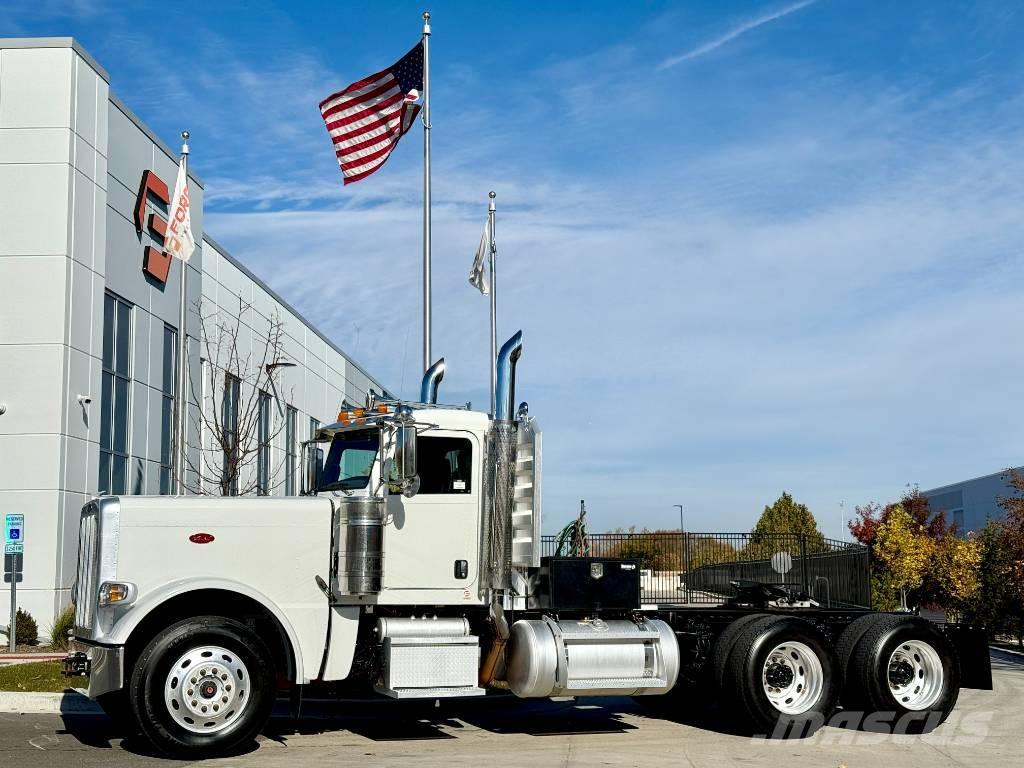 Peterbilt 389 Prime Movers