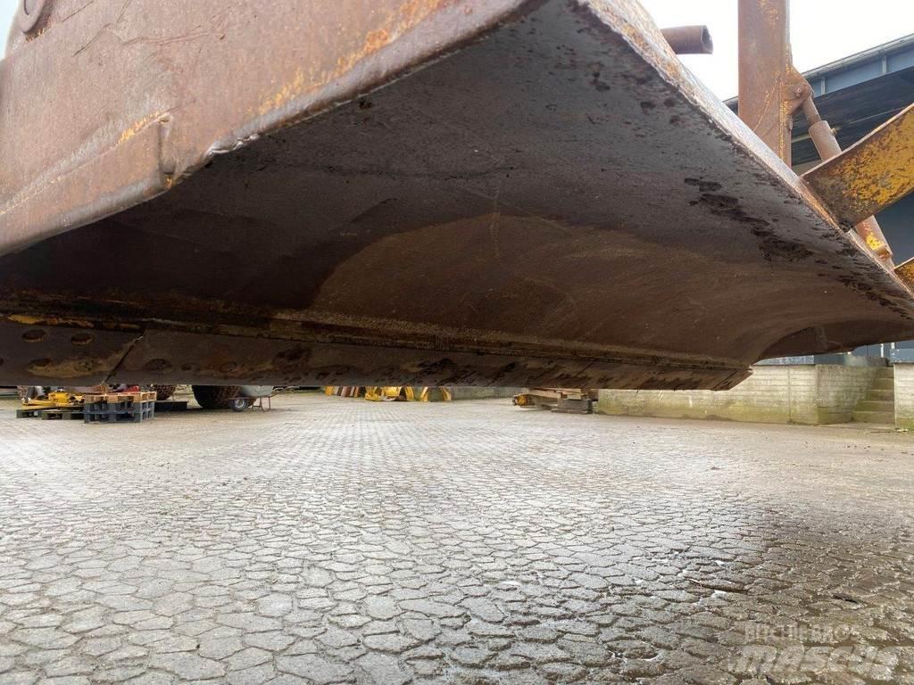 CAT D65 PX Blades