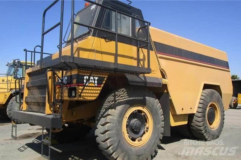 CAT 769C Tanker trucks