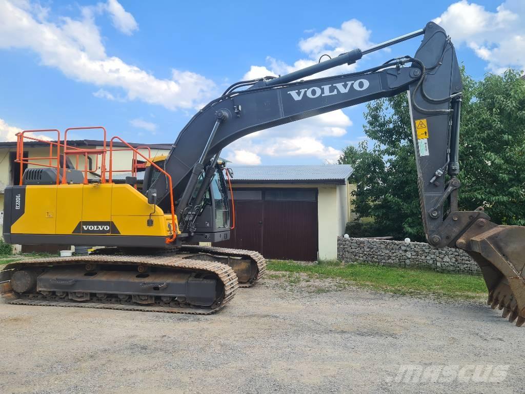 Volvo EC 220 E Crawler excavators