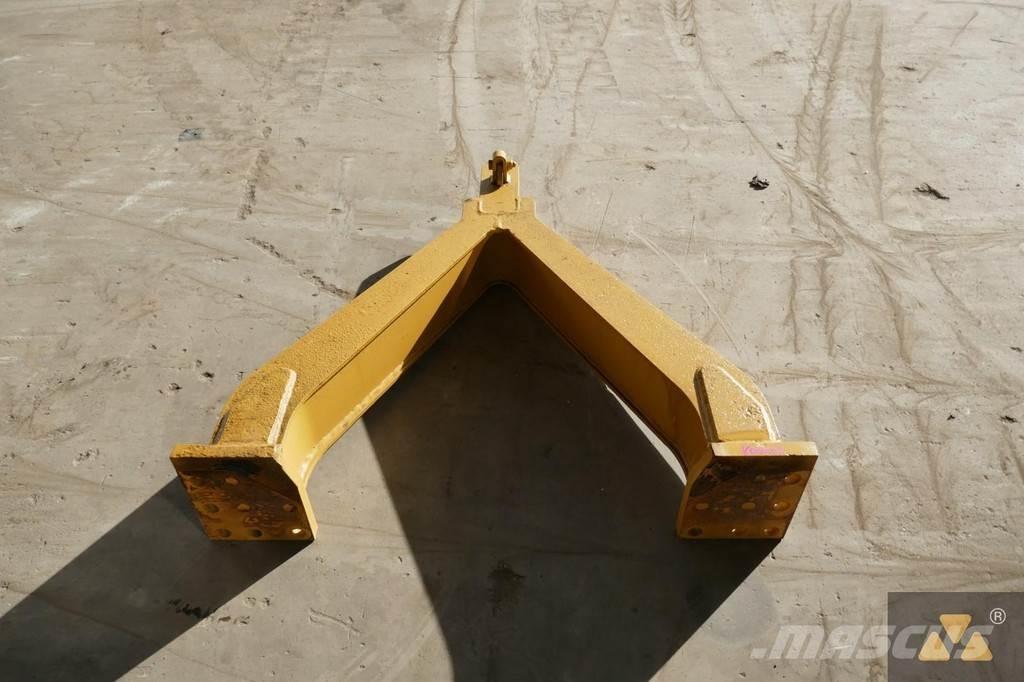 CAT D6 Drawbar Other components