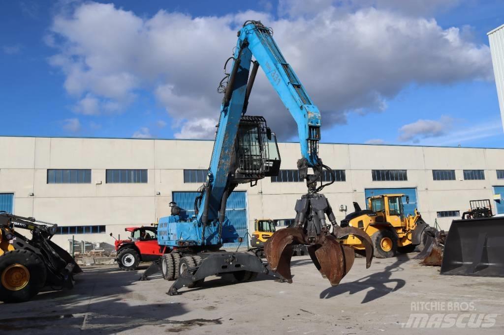 Fuchs MHL 331 E Waste / industry handlers