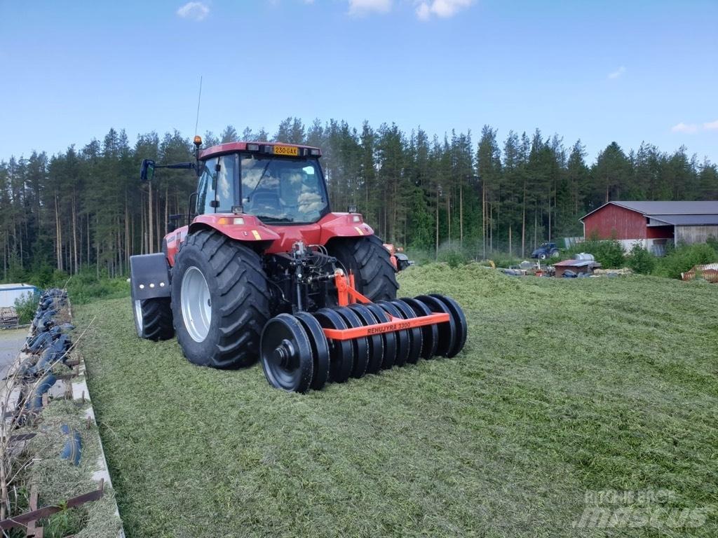  Rehujyrä 3300 Other forage harvesting equipment