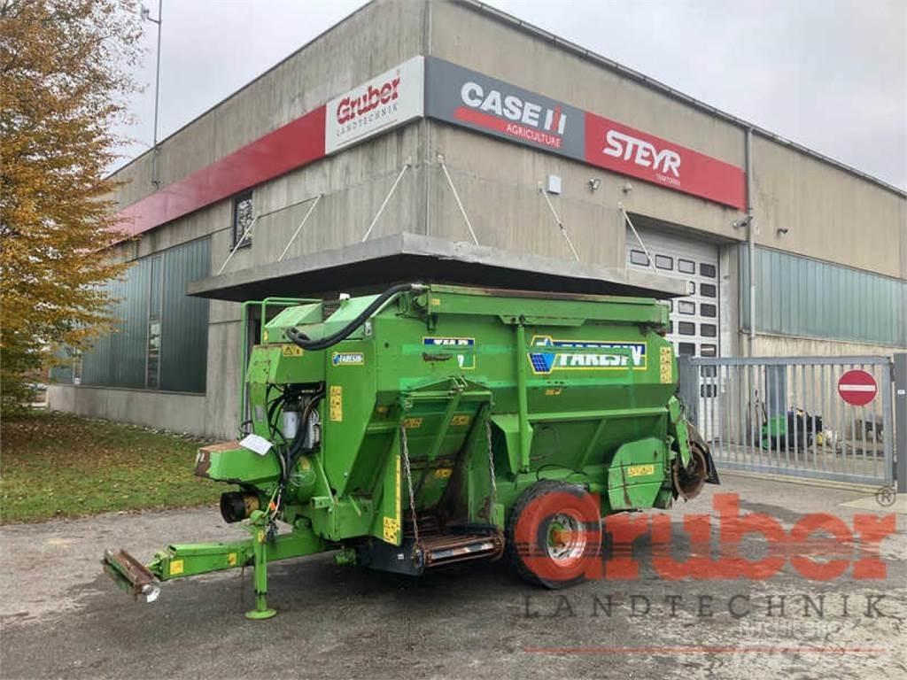 Faresin TMR 850 Feed mixer