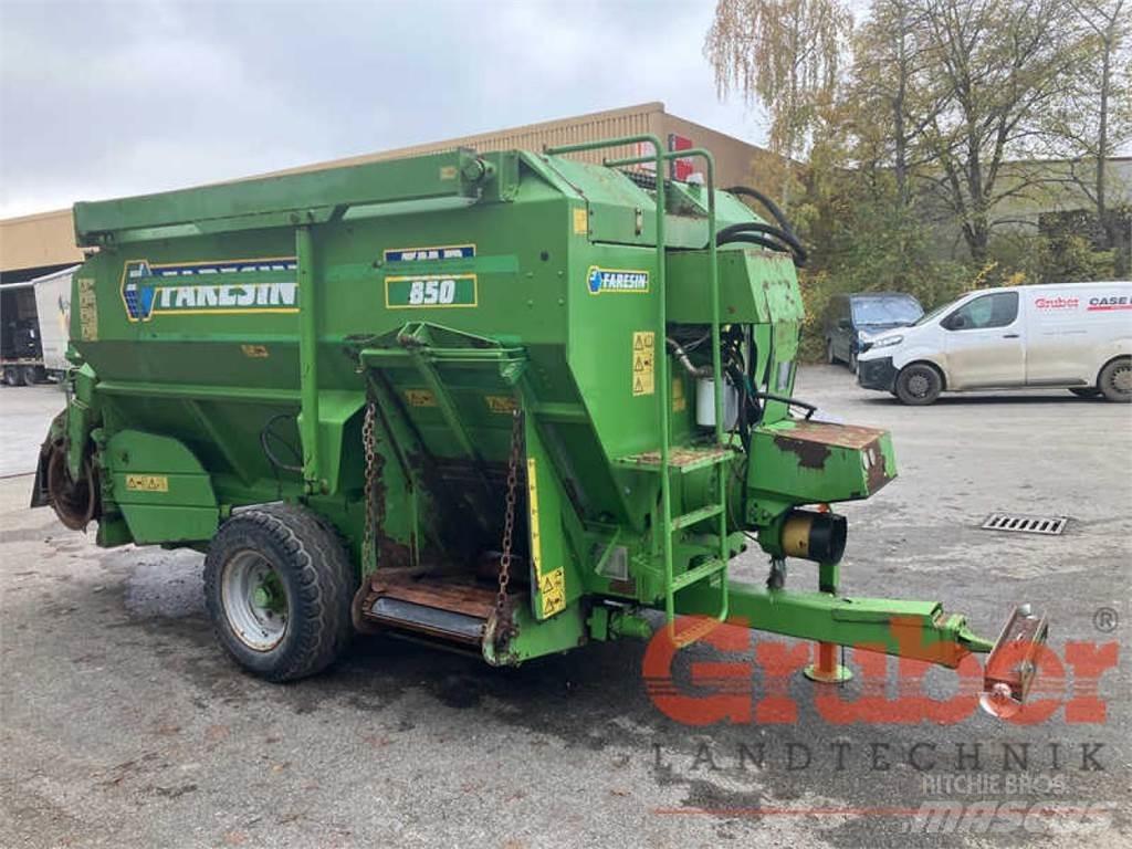 Faresin TMR 850 Feed mixer