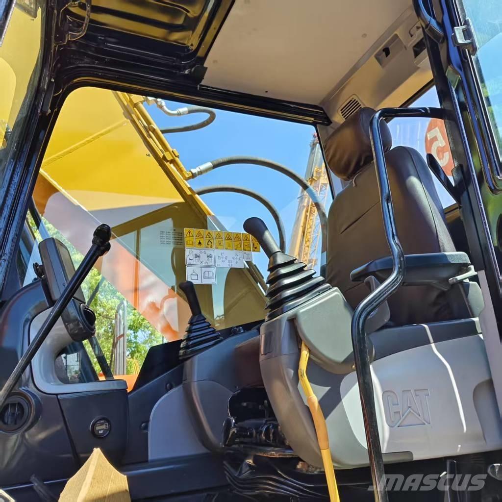 CAT 320 D Crawler excavators