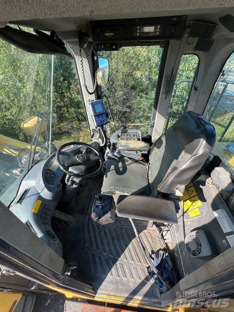 Komatsu WA 500-6 Wheel loaders