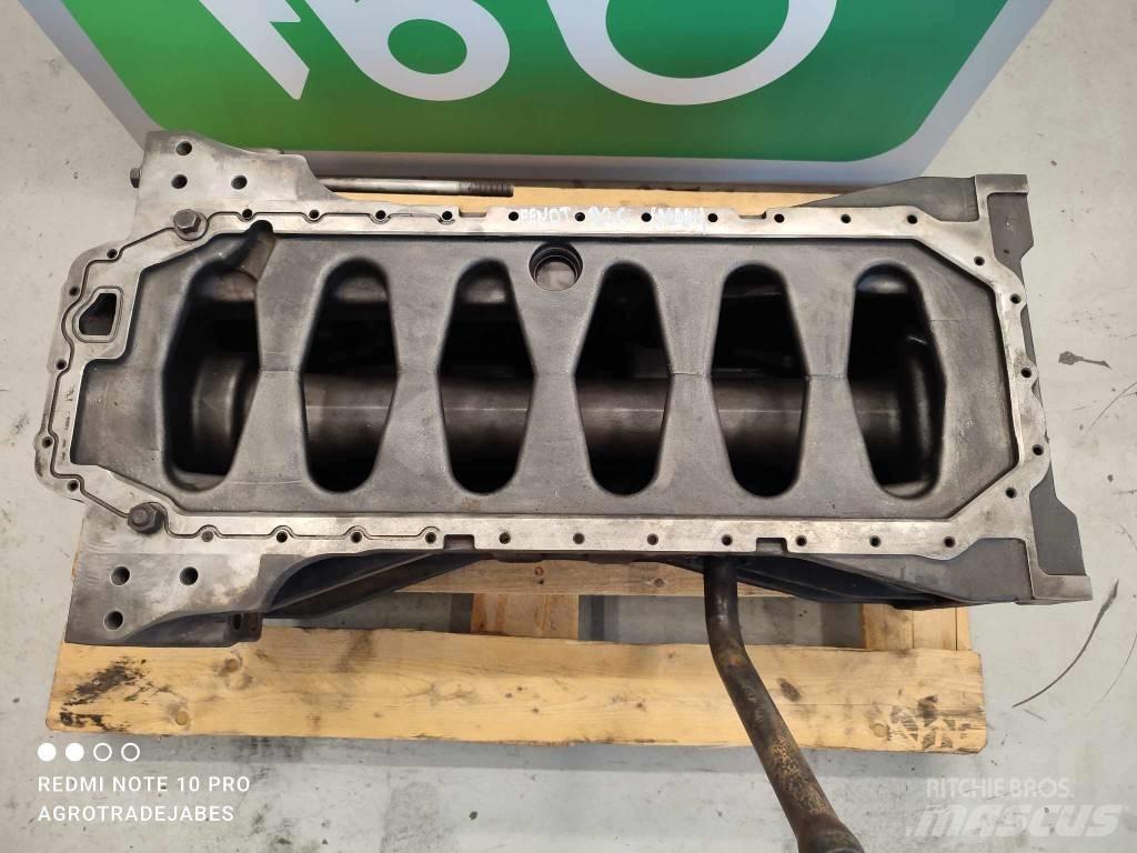 Fendt 926 oil pan Engines
