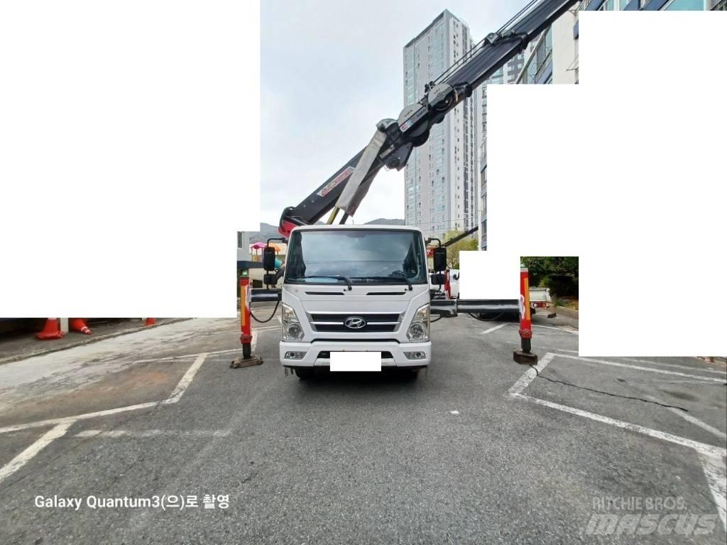Novas 300N Truck mounted platforms