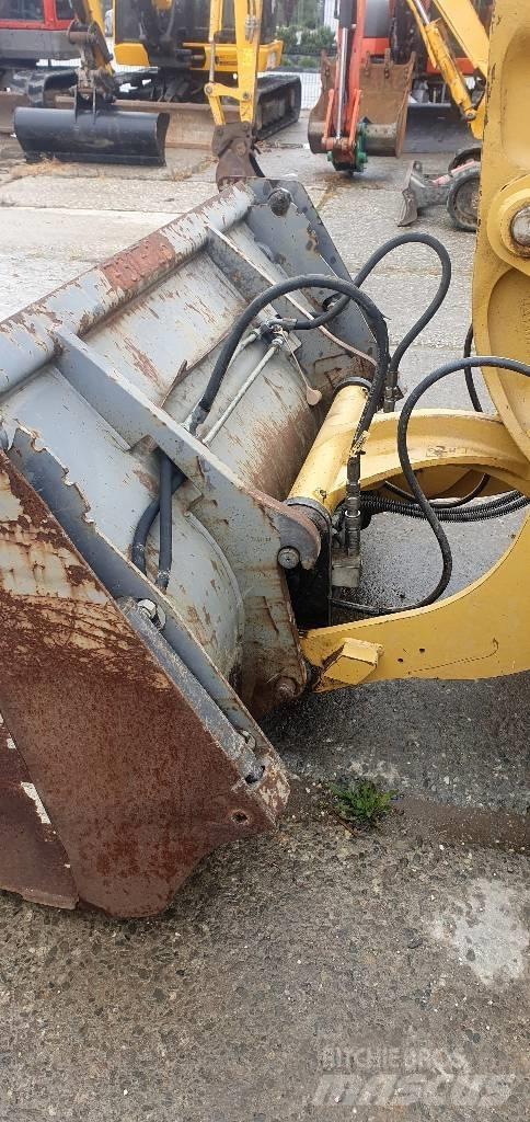 CAT 906M Wheel loaders