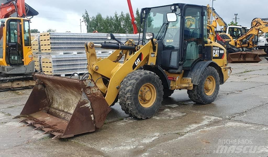 CAT 906M Wheel loaders