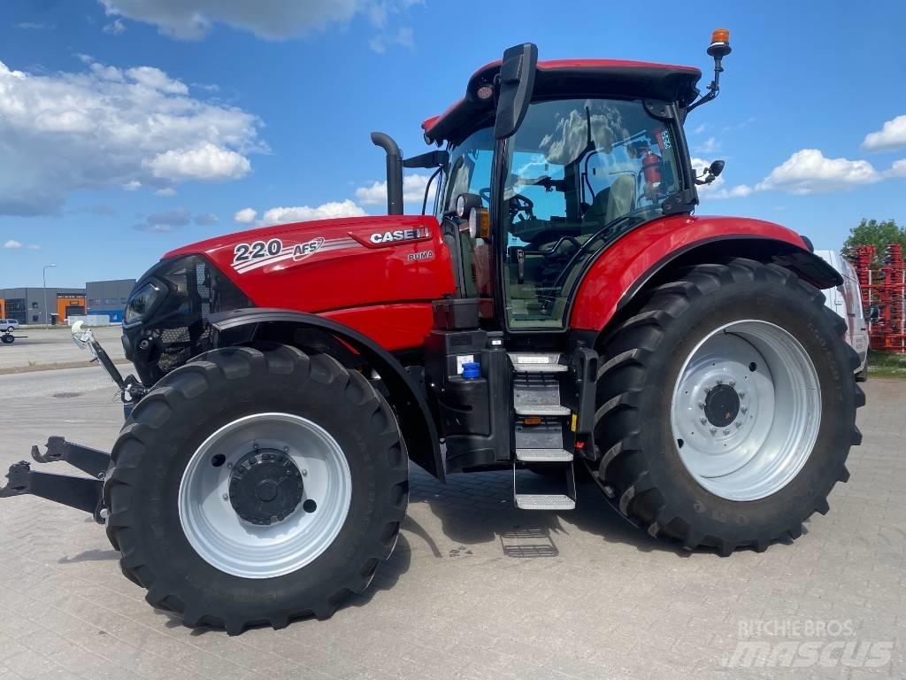 Case IH Puma 220 MC Tractors