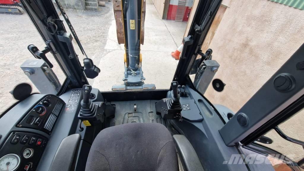 Terex TLB 890 Backhoe