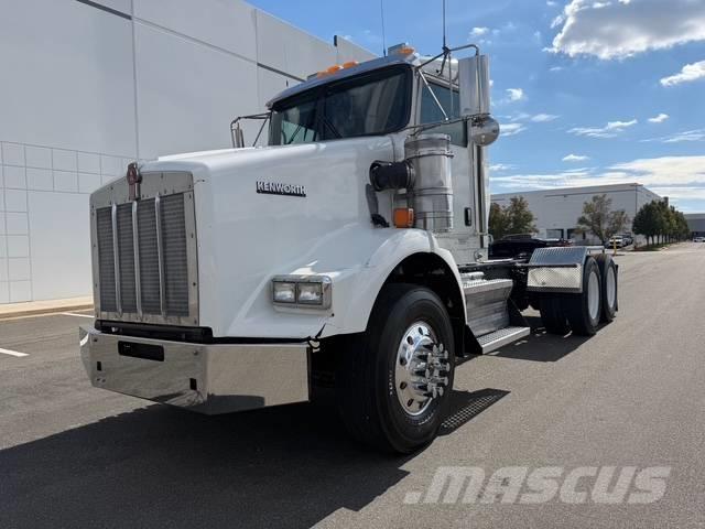 Kenworth T 800 Prime Movers