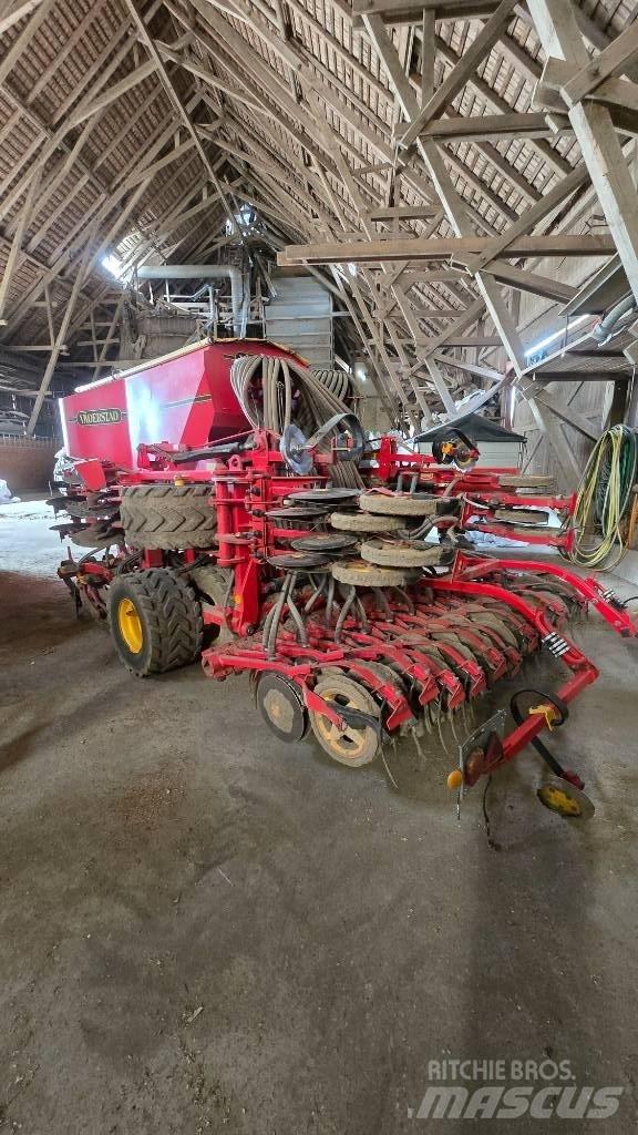 Väderstad Spirit 400 Drills