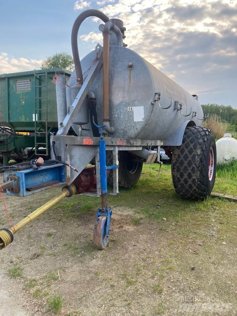 Kotte 8000 Liter Manure spreaders