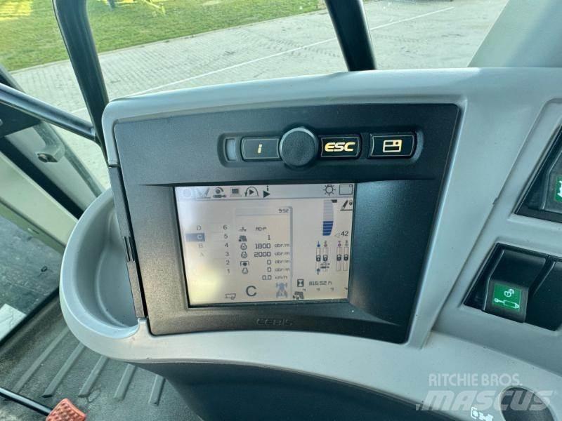CLAAS AXION 810 Tractors
