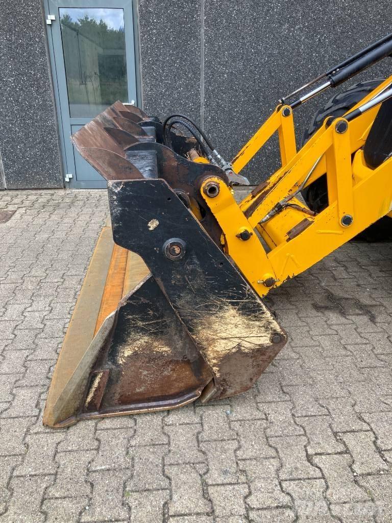 JCB 4 CX Backhoe