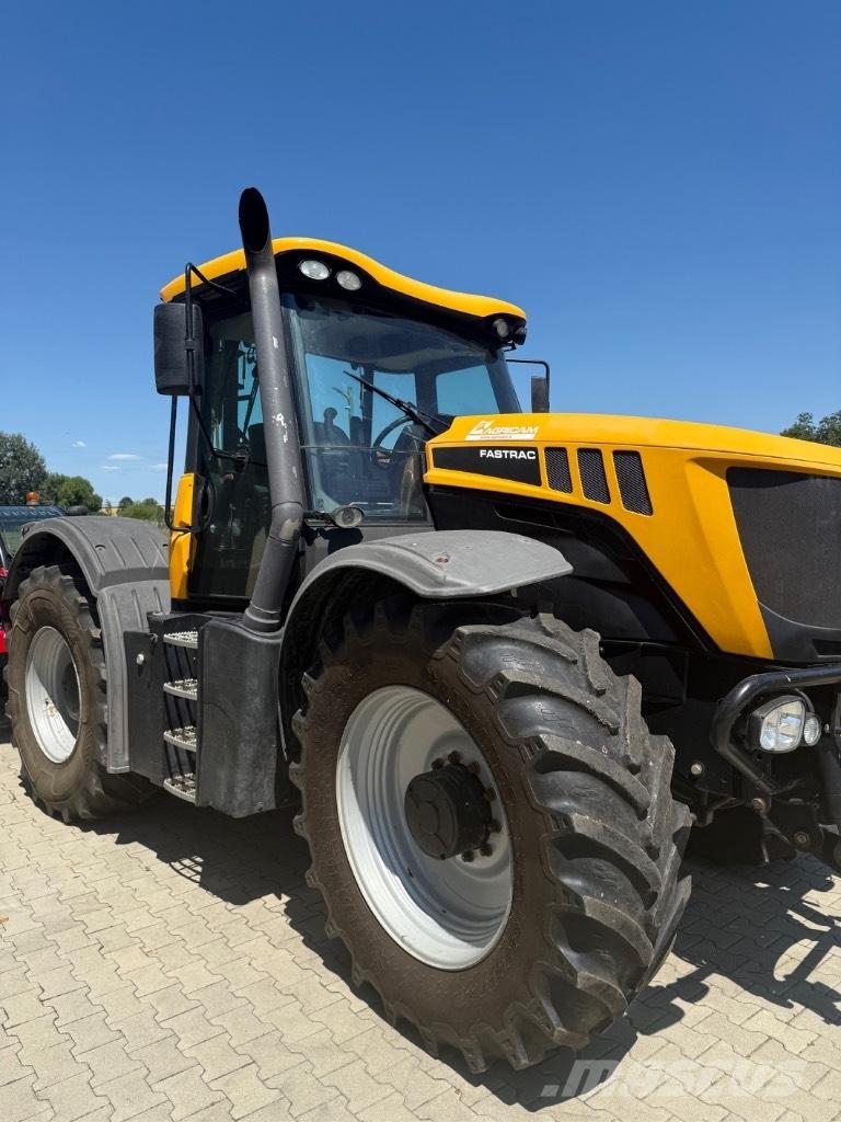 JCB JCB Fastrack3230 Tractors