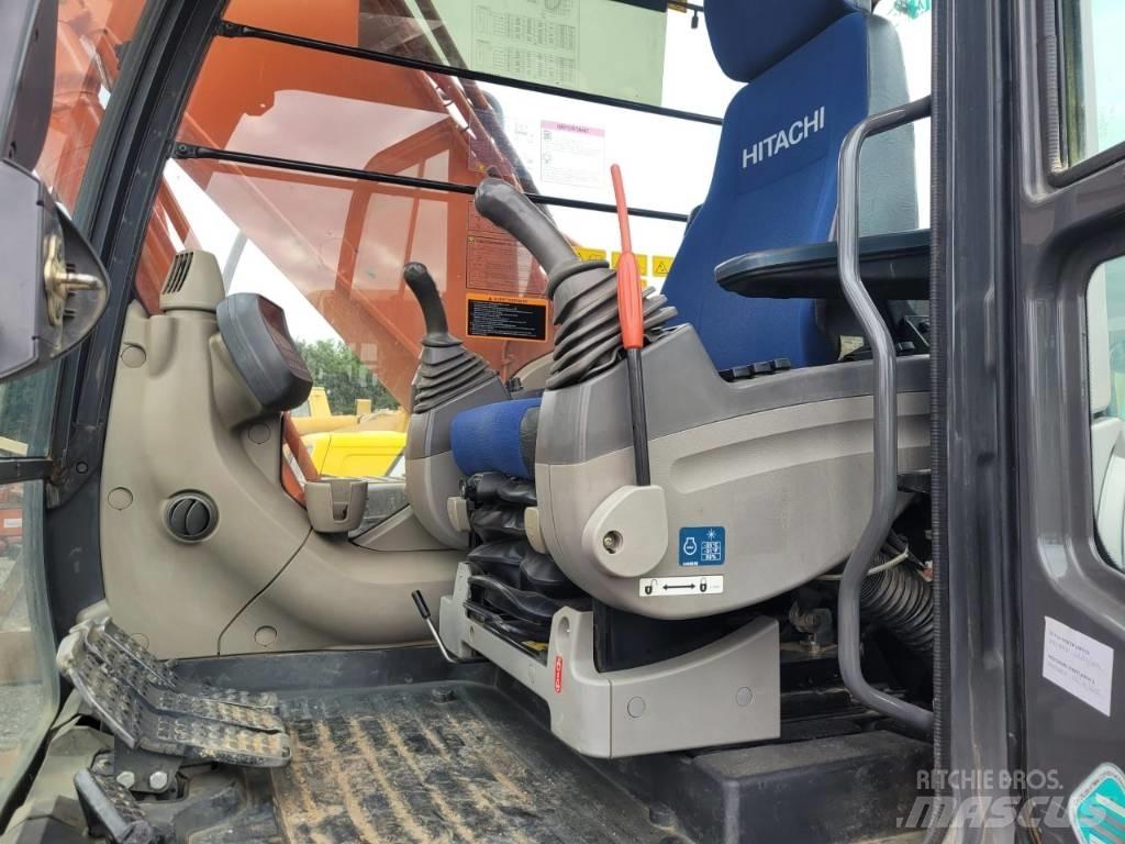 Hitachi 180 Crawler excavators