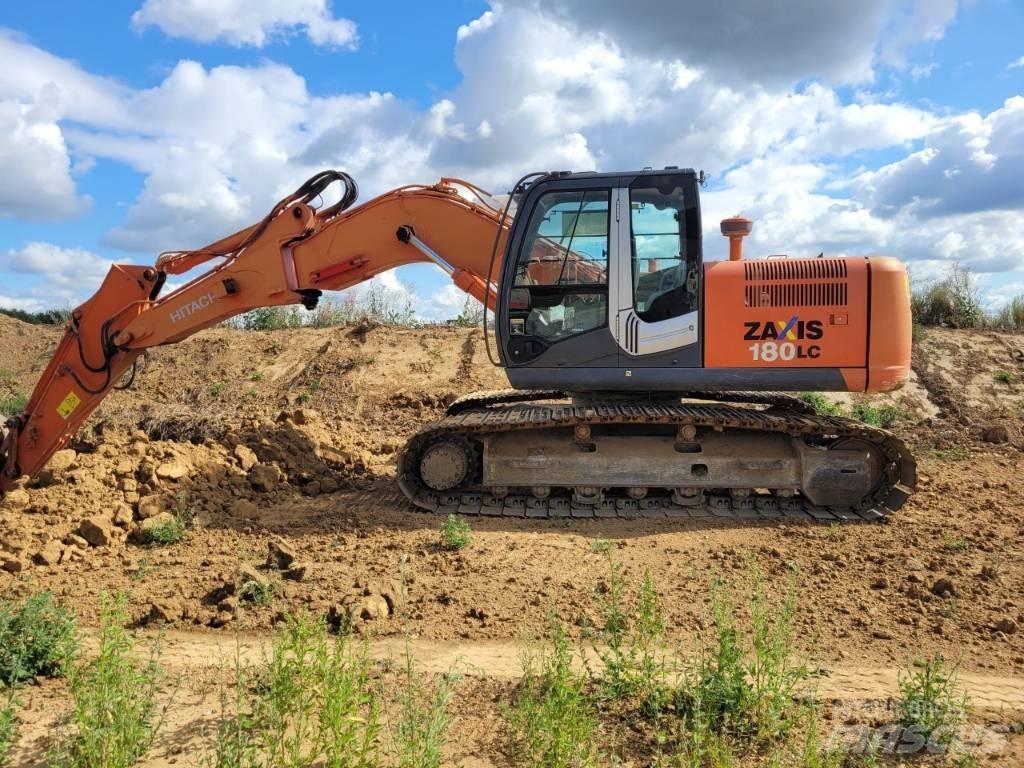 Hitachi 180 Crawler excavators