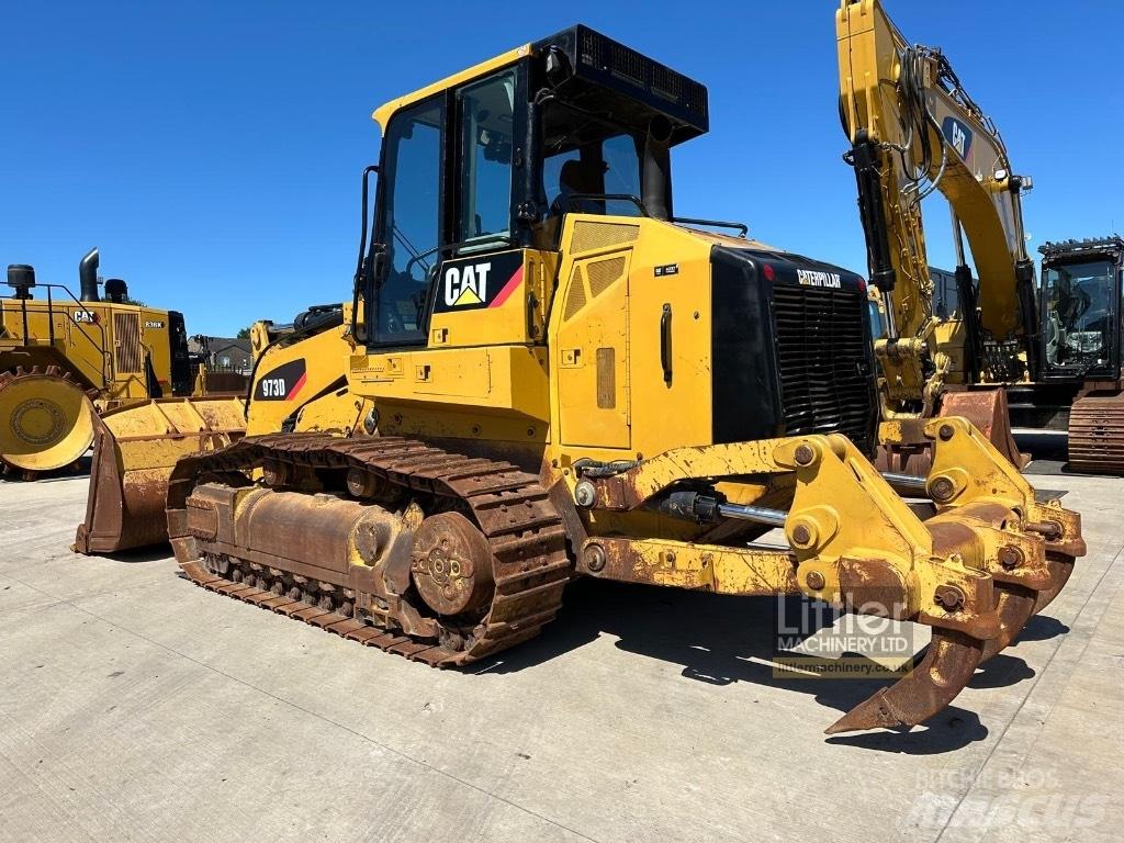 CAT 973D Crawler loaders