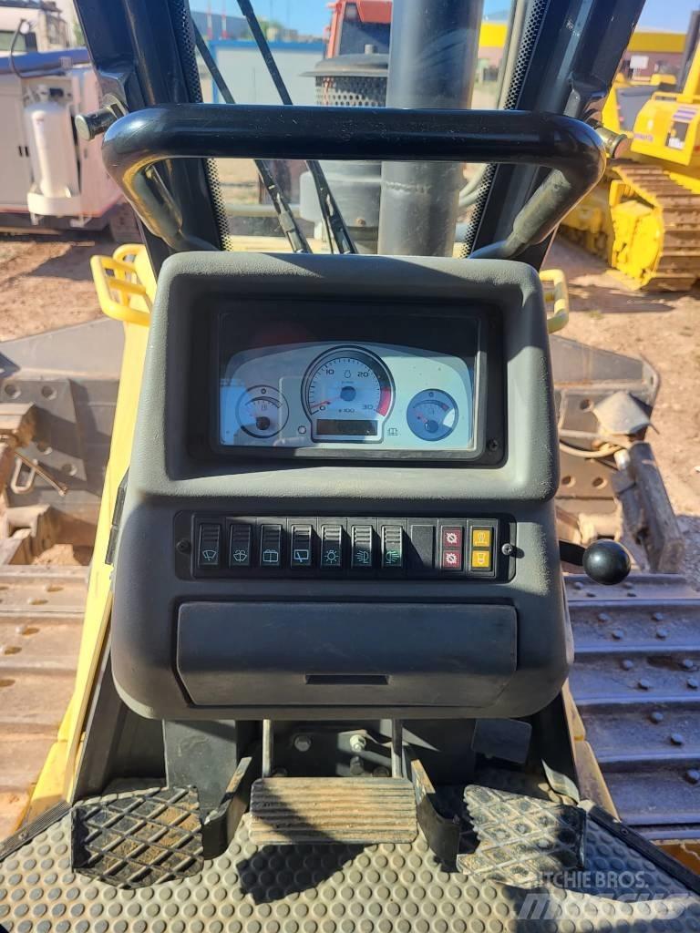 New Holland D 180 Crawler dozers
