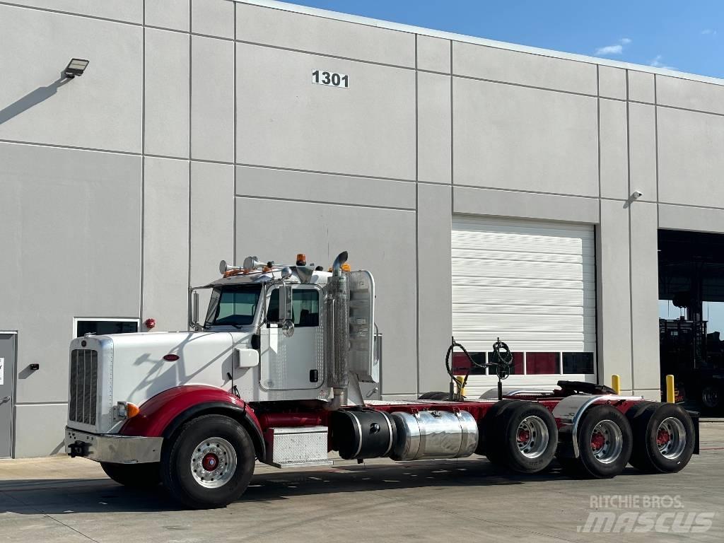 Peterbilt 367 Prime Movers