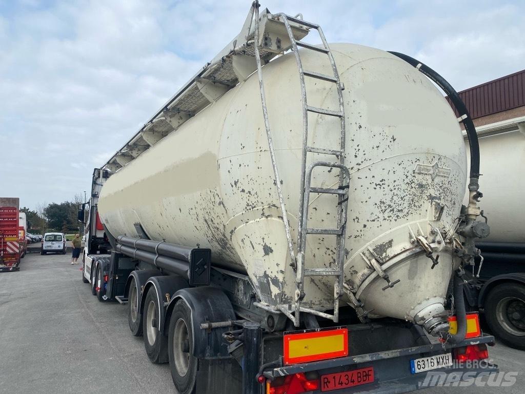 Spitzer SK2458CAL Tanker semi-trailers