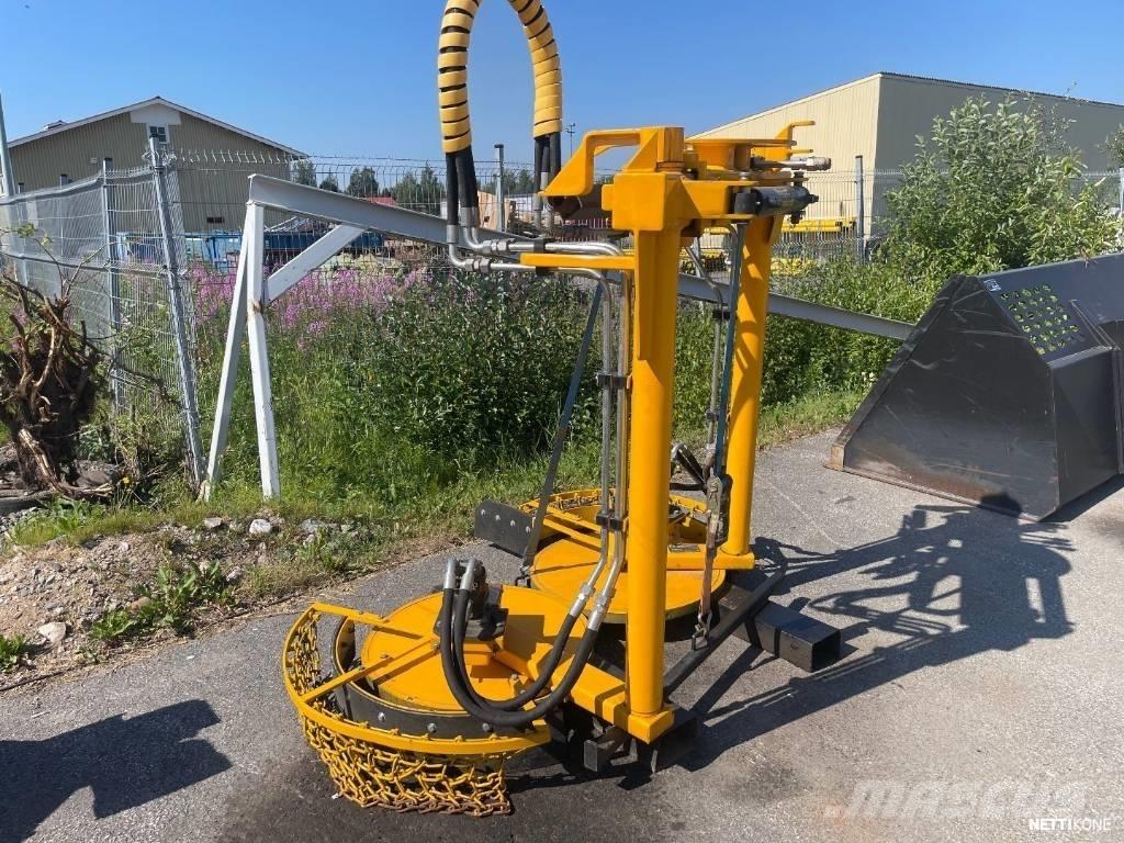  Hinnagård T125B Other groundscare machines
