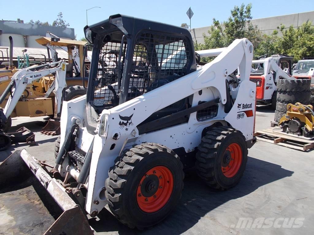 Bobcat S740 Skid steer loaders