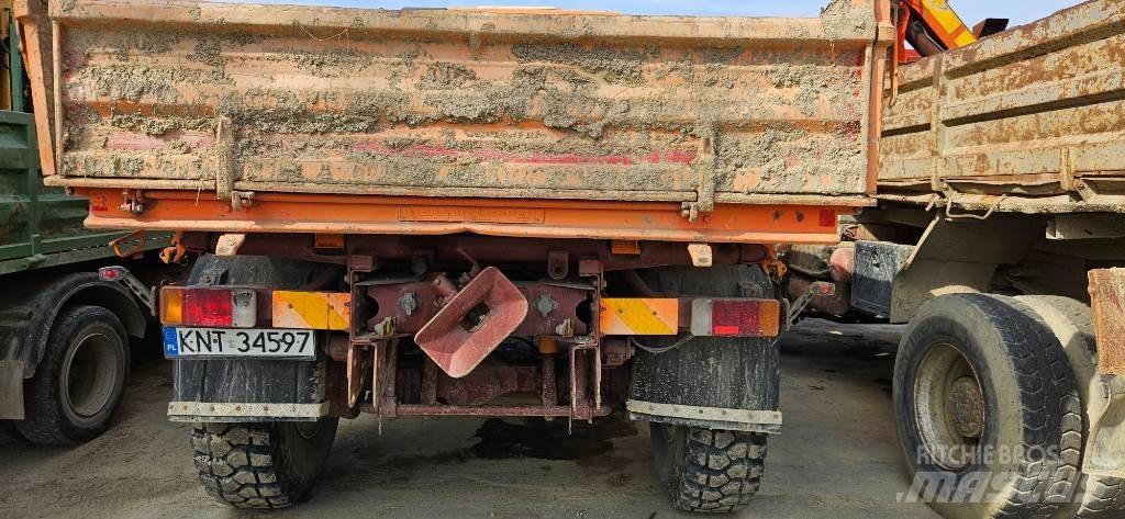 Iveco ML 135 E Handling and placing equipment