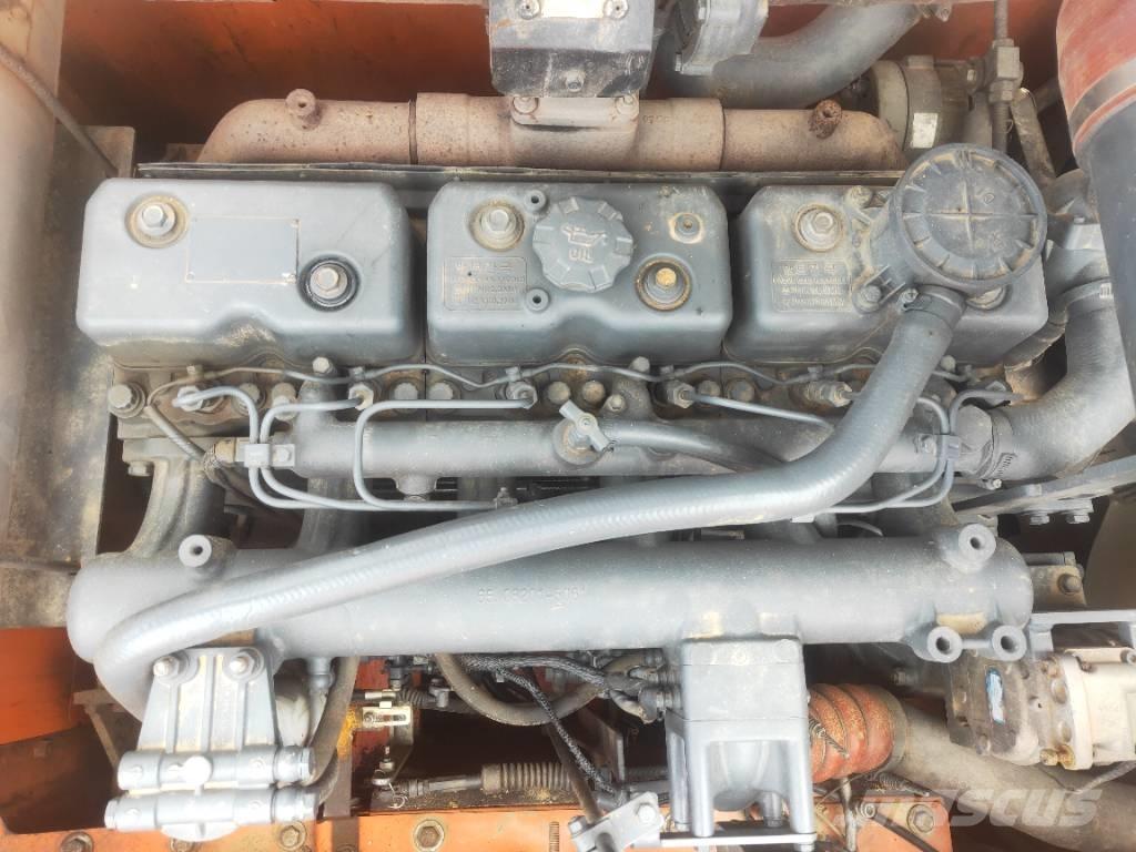 Doosan DX260LC Crawler excavators