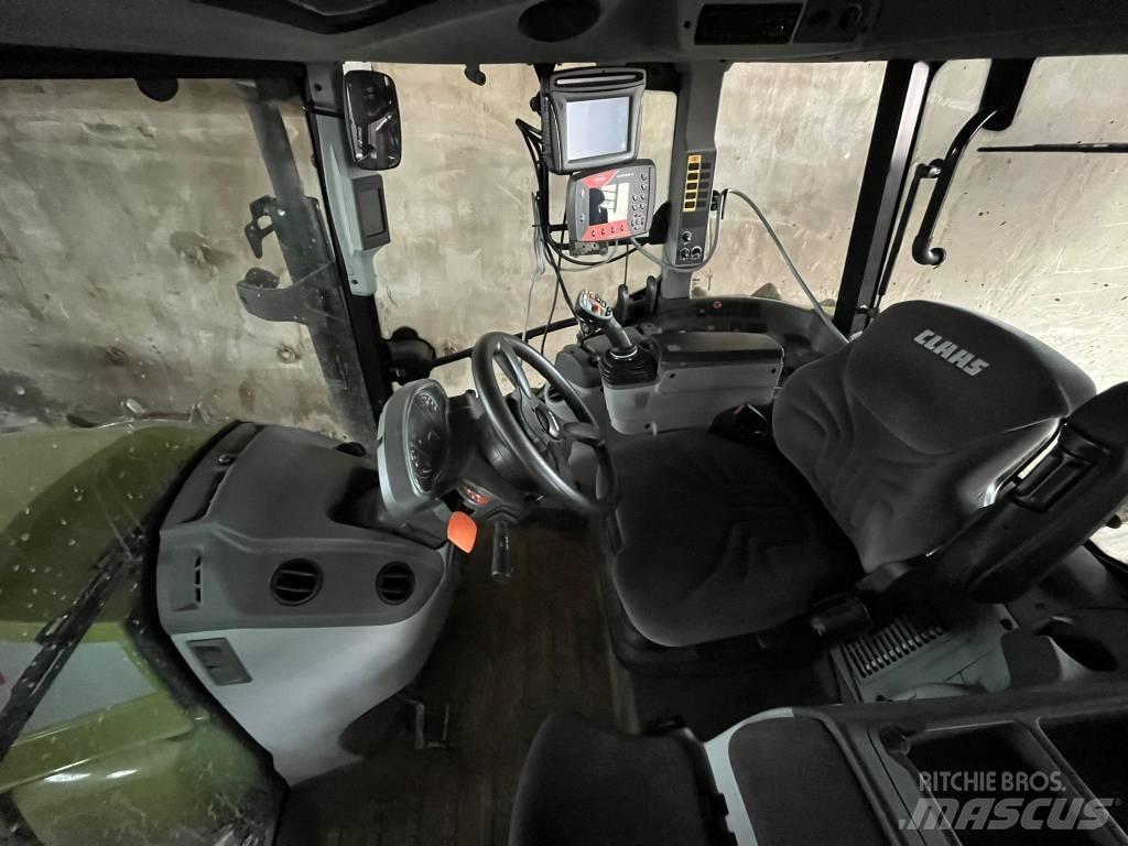CLAAS Arion 460 Tractors