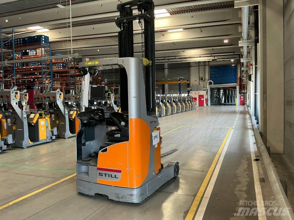 Still FMX 14 Reach truck